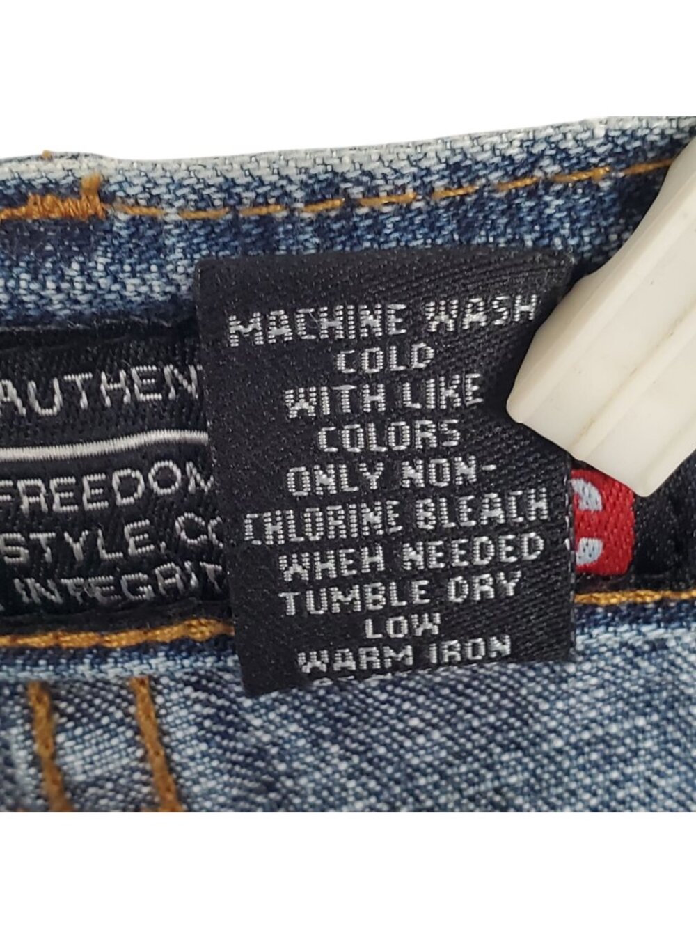 Chicos Denim 2 Size L Skirt Denim Blue Jean Mid Rise Stretch Crosshatch Casual - Picture 4 of 10